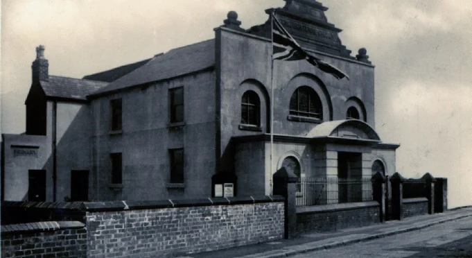 Postcard of Marlpool Congregational Church, April 1937.