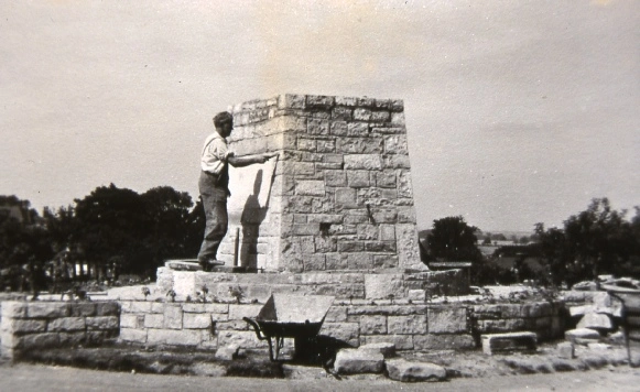Work on completing the War Memorial.
